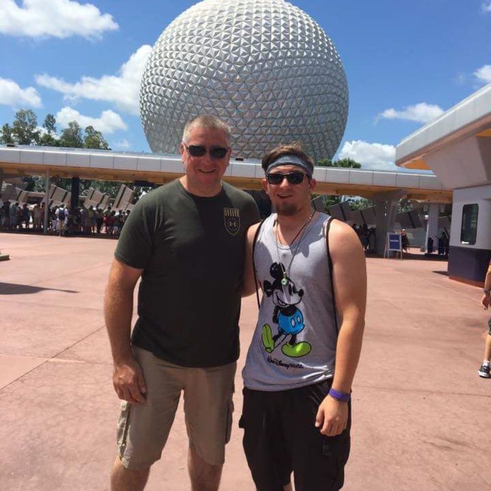 Meet your Posher, Raymond